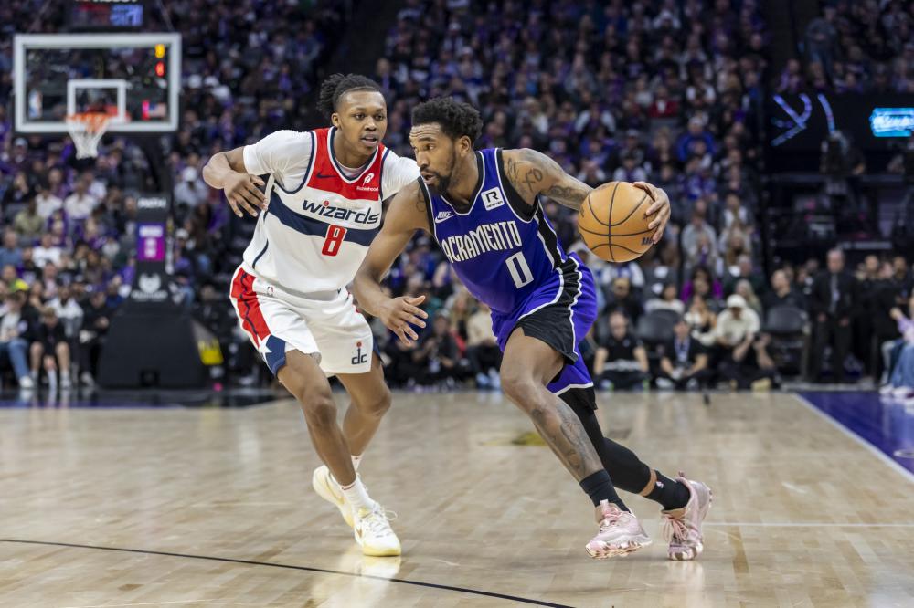 粉丝翘首以 粉丝翘首以