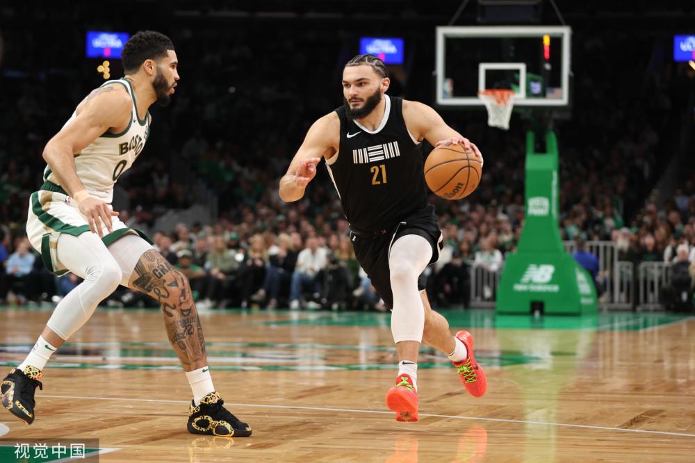 而赵继伟则 而赵继伟则