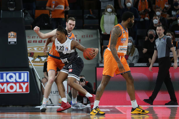 俱乐部与社 俱乐部与社