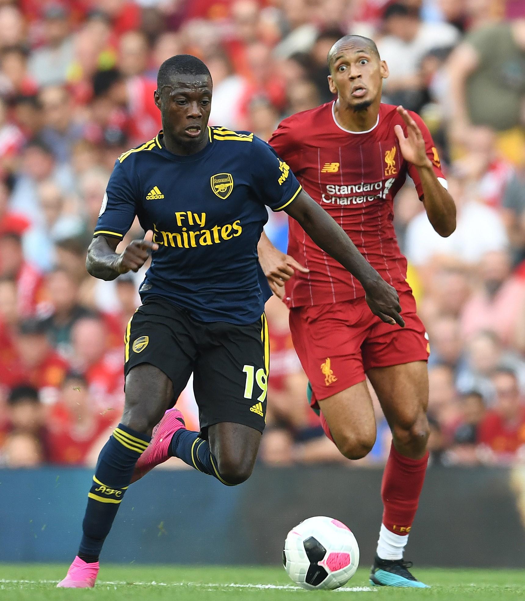 每次身披波 每次身披波